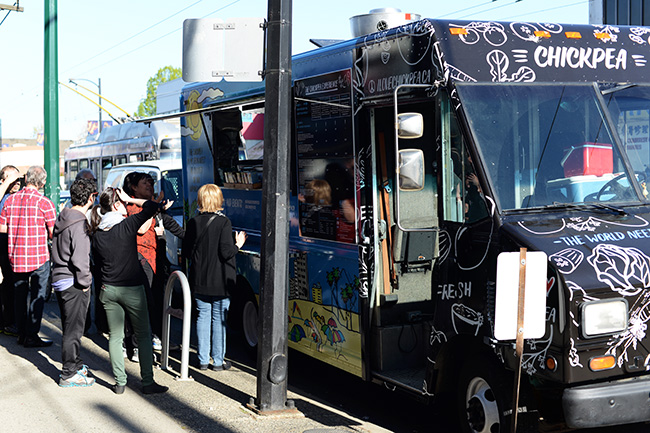 Chickpea food truck (Jess Fleming / Vancity Buzz)