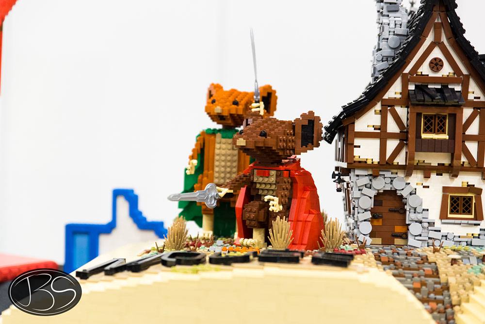 The Mouse Guard at the LEGO Imagine Nation Tour in Vancouver (Justin Siu)