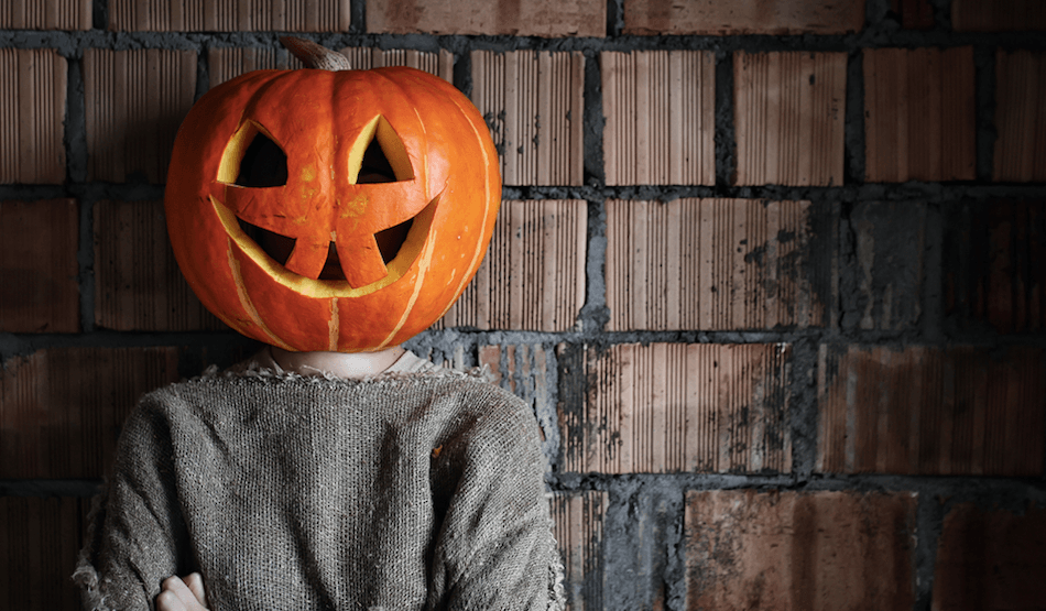 Halloween costume/ Shutterstock