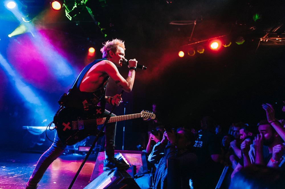 sum 41 tour vancouver