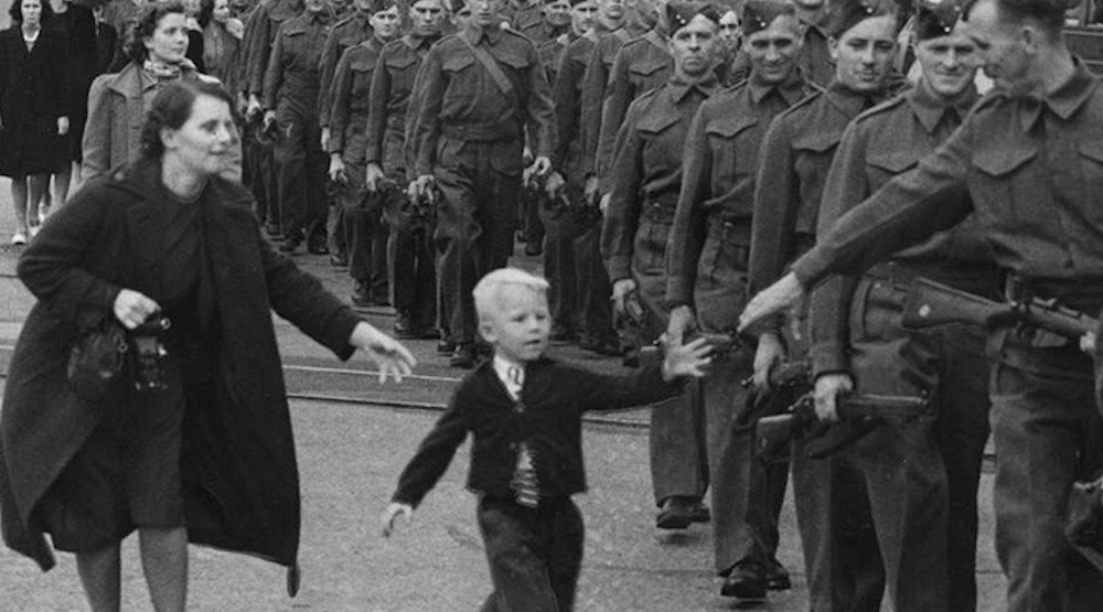 23 historic photos of Vancouver during WWI and WWII