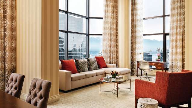 four seasons royal suite