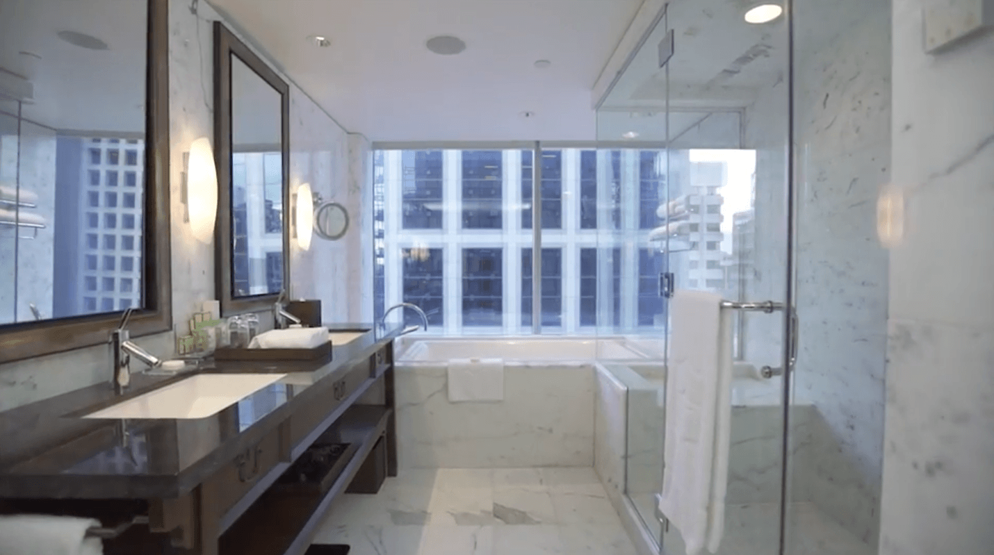 Shangri-La Orchid Suite