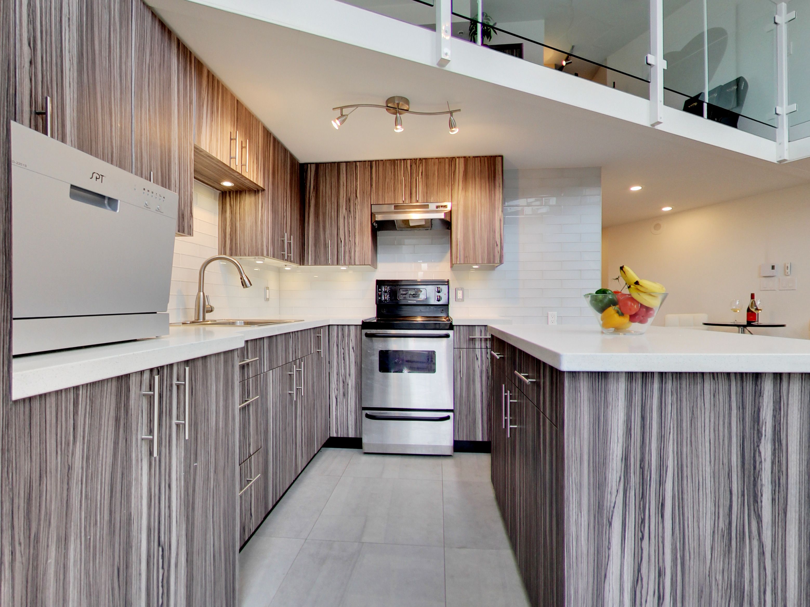 The kitchen offers a lot of counter space (Jamie henry)