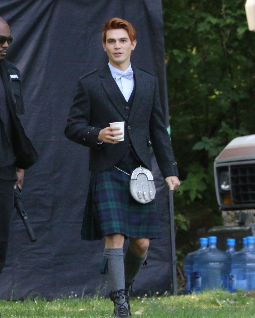 'Riverdale' films wedding scene at Barnet Marine Park (PHOTOS) | Curated