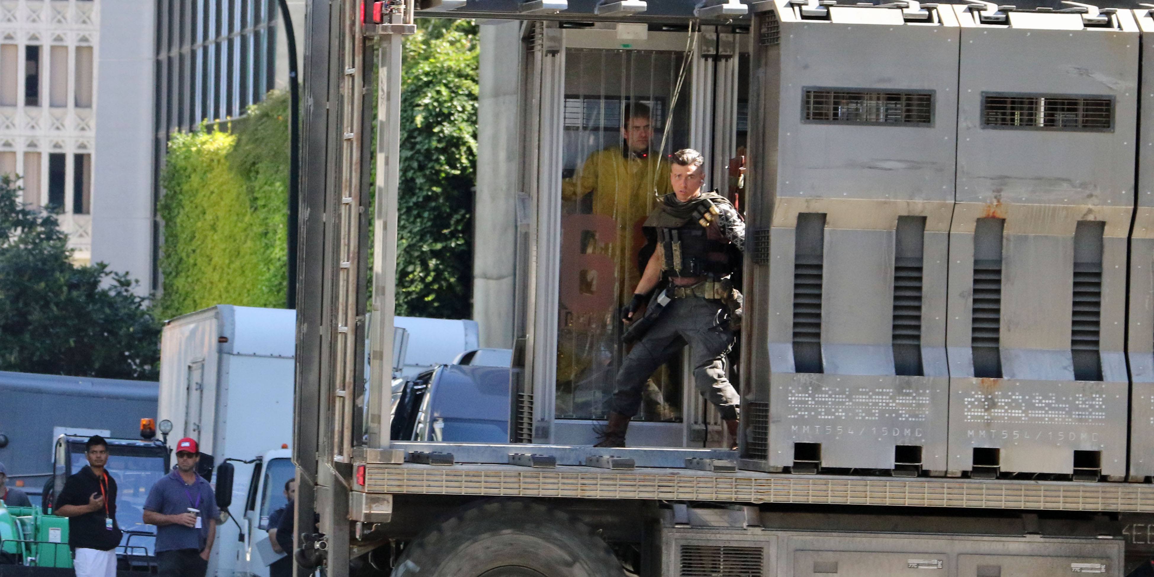 'Deadpool 2' shuts down Georgia Street to film stunt scenes (PHOTOS)