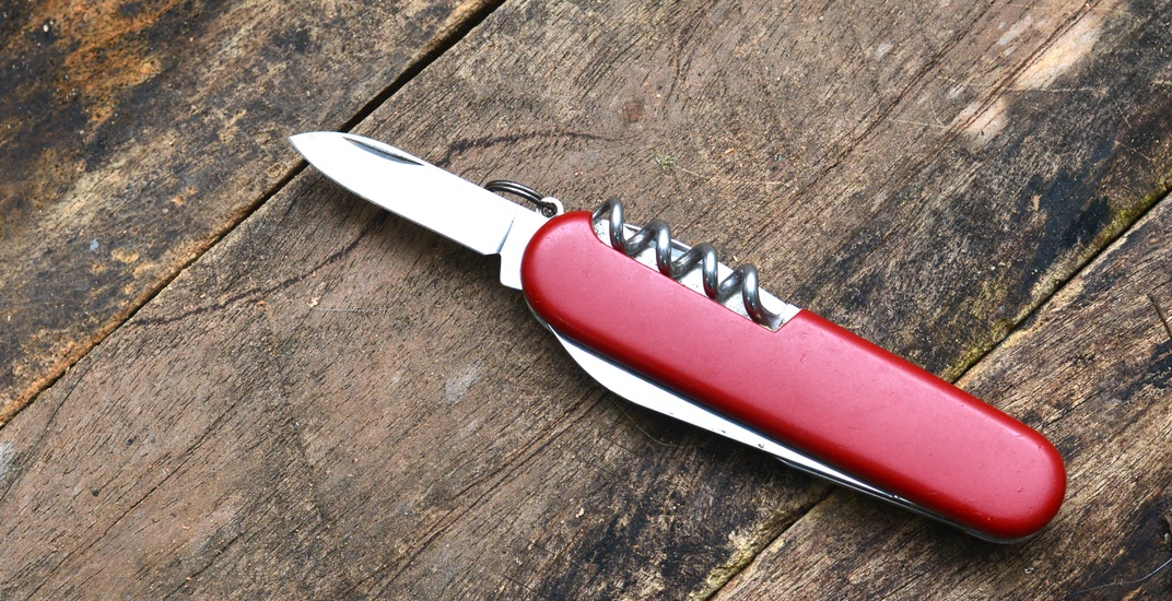 Canadians will soon be able to bring small knives on flights