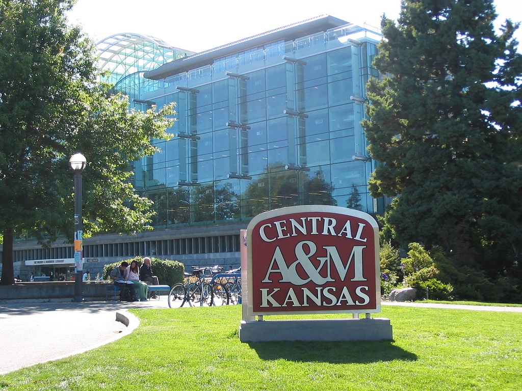 Smallville Campus