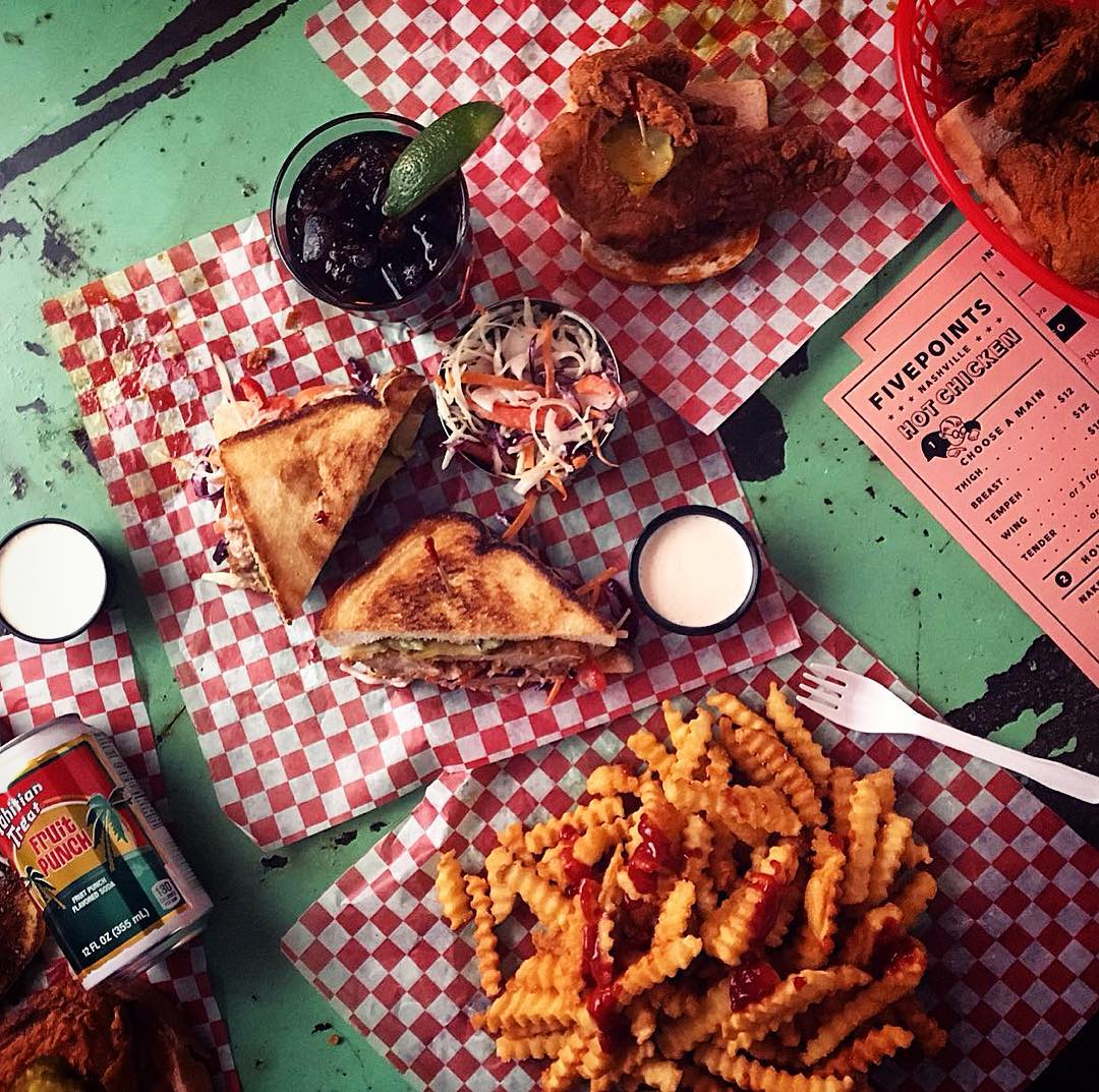 nashville hot chicken five points