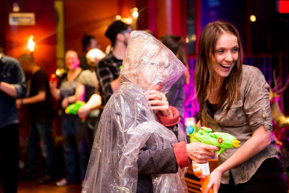 songkran waterfight