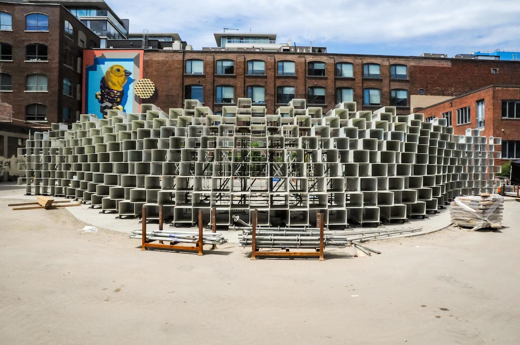 Unzipped Wall Serpentine Pavilion