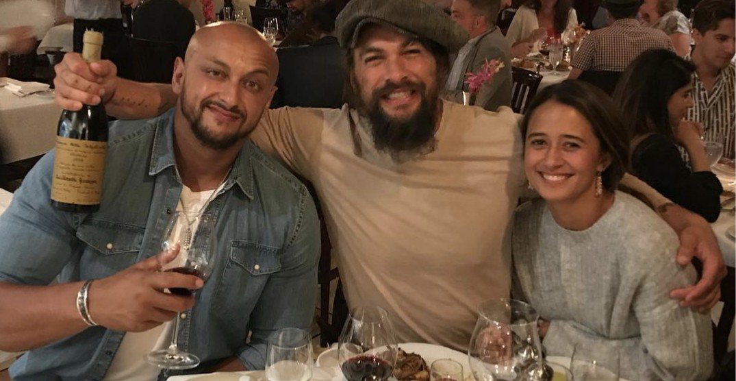 Jason Momoa spotted wining and dining in Vancouver (PHOTO)