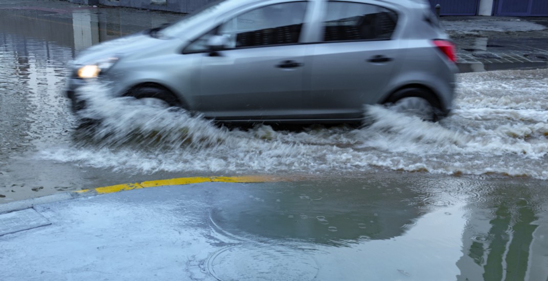 Drivers advised to avoid portion of Spadina Avenue due to flooding
