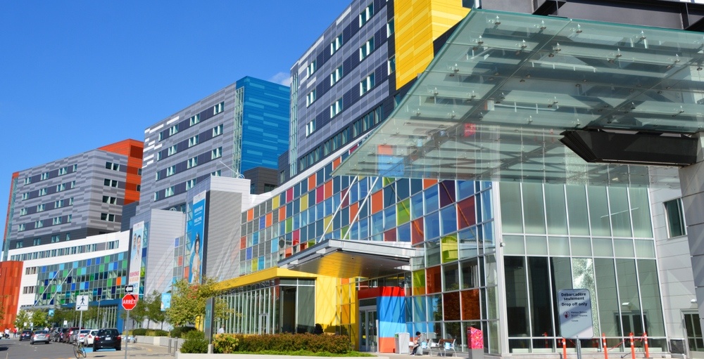 MUHC warns public of possible measles exposure at Glen site