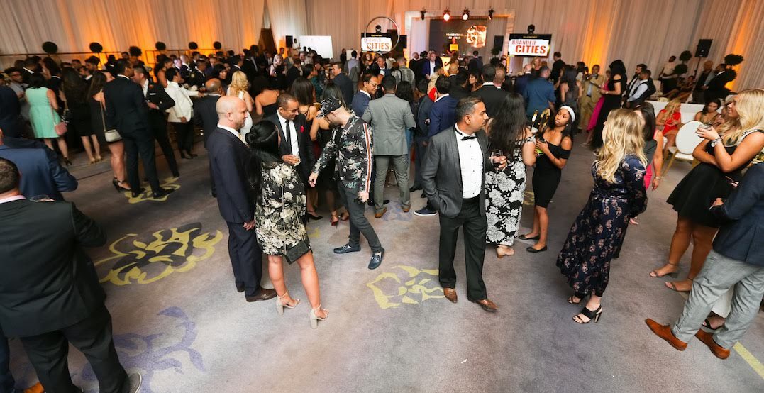This golf tournament and gala event fundraises for kids' financial literacy