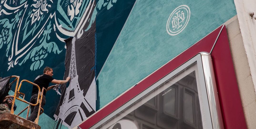 Artist behind Obama 'Hope' portrait debuting 20-storey mural in downtown Vancouver