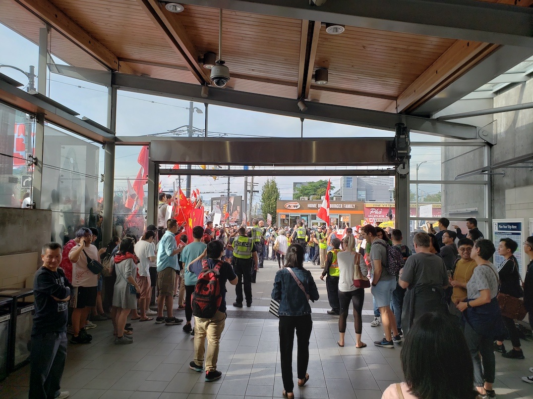 Duelling Pro-Hong Kong vs. Pro-China rally in Vancouver on August 17, 2019