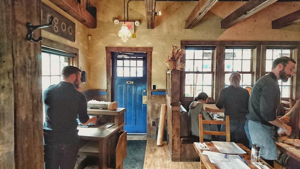 Cozy Restaurants Van 2019