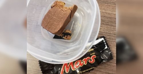 Razor allegedly found in boy's Halloween candy in Ontario | News