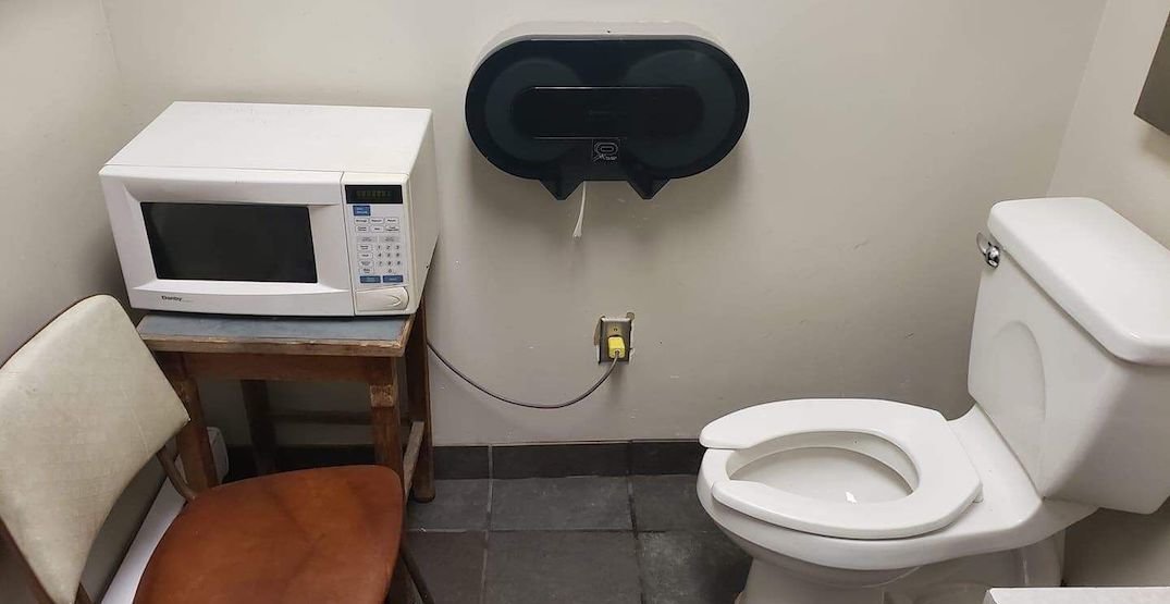 Photo of TransLink bus driver washroom with microwave goes viral