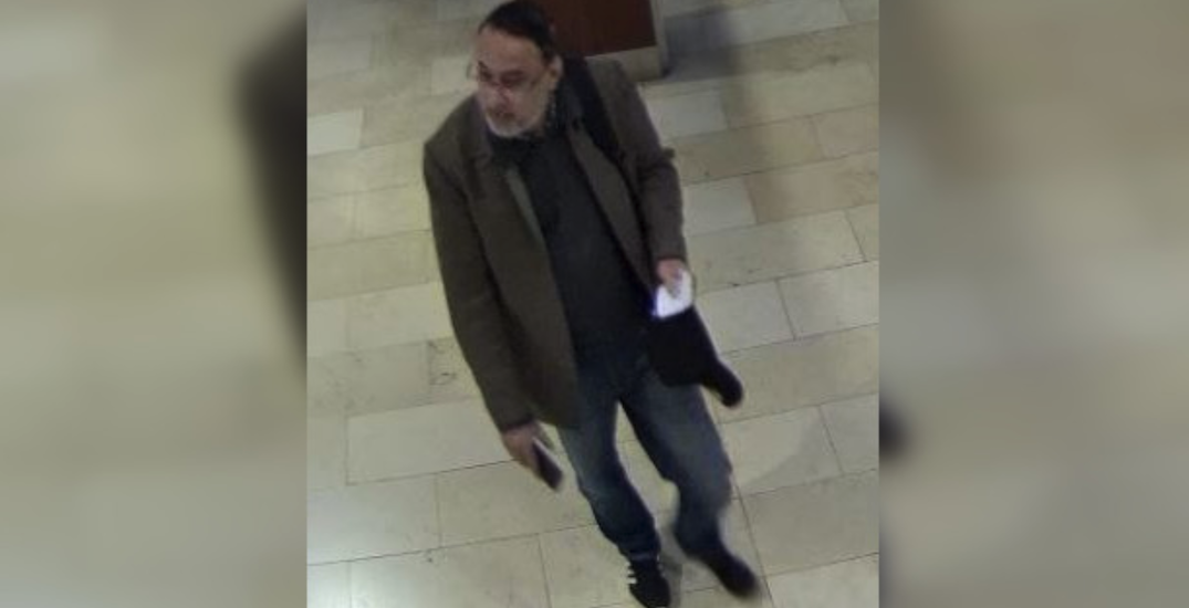 Man allegedly sexually assaults woman at Mississauga shopping centre