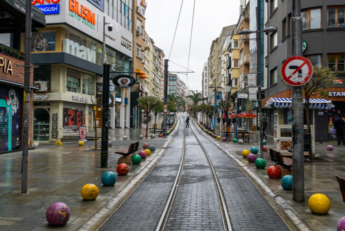 streets-around-world-empty