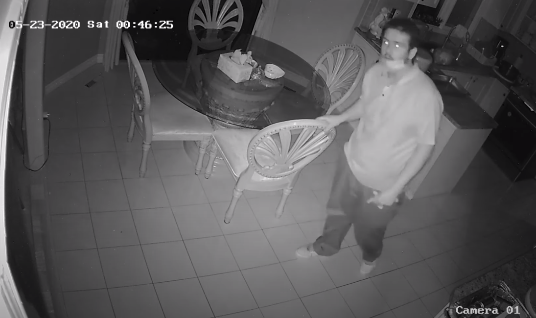 Man carrying knife allegedly enters bedroom, steals phone and cash as homeowners slept (VIDEO)