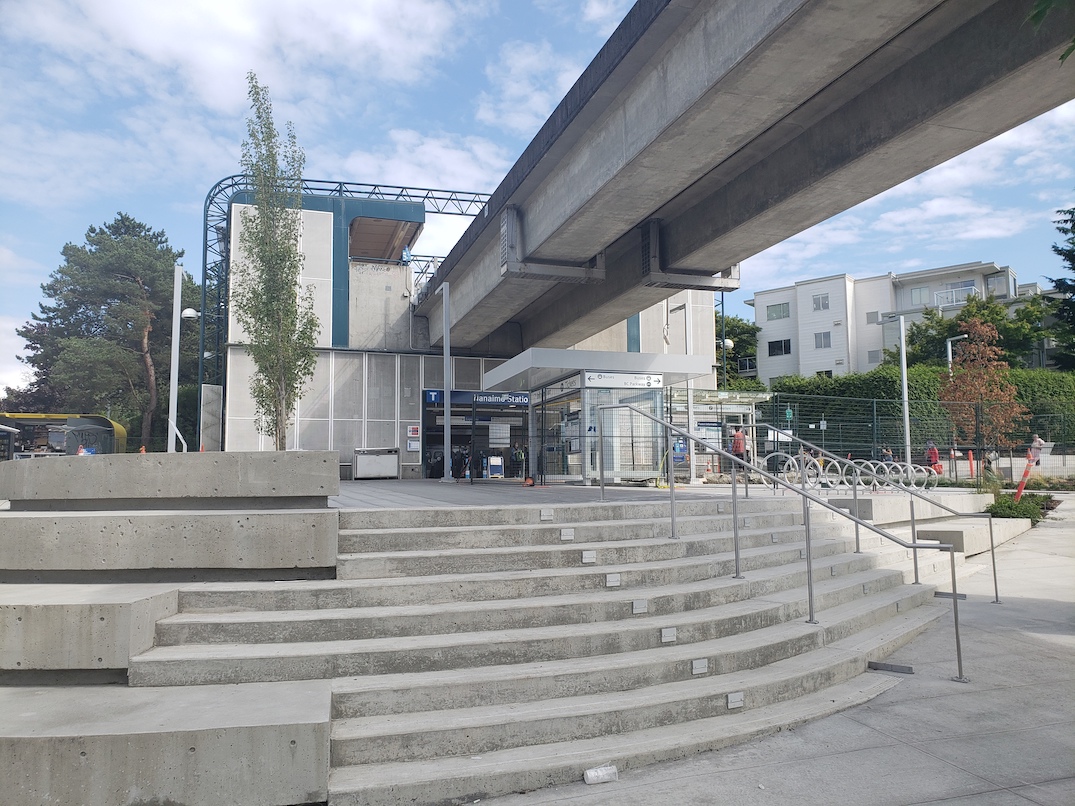 skytrain nanaimo station bus exchange