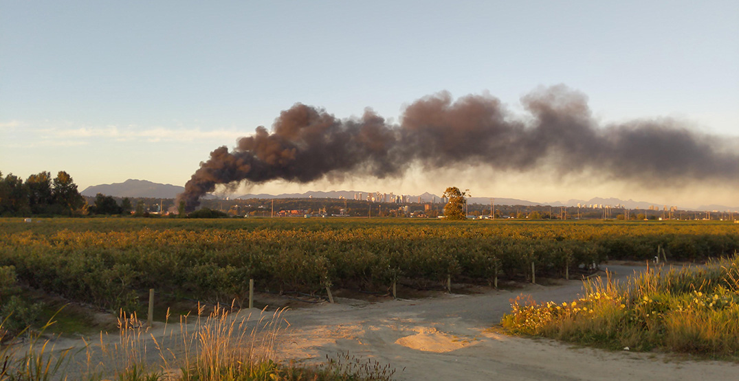 Richmond fire visible from all over Metro Vancouver (PHOTOS)