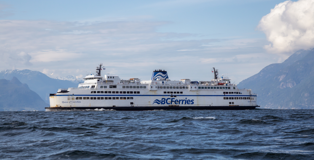 Police remove man from ferry terminal for refusing to wear mask