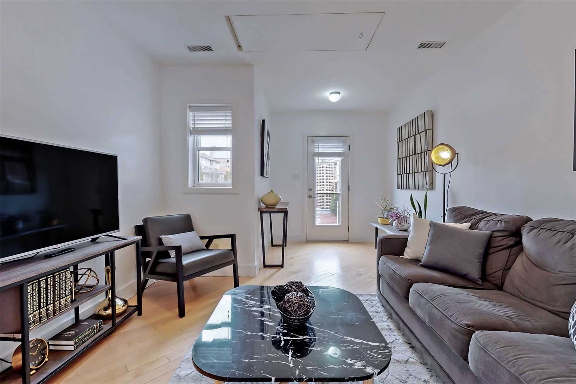 toronto cottage