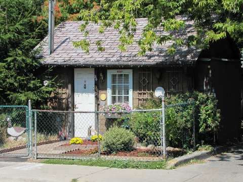 toronto smallest houses