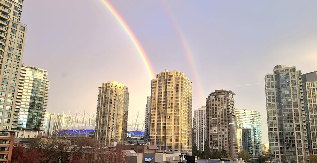 Breathtaking double rainbow stretches across Vancouver sky (PHOTOS)