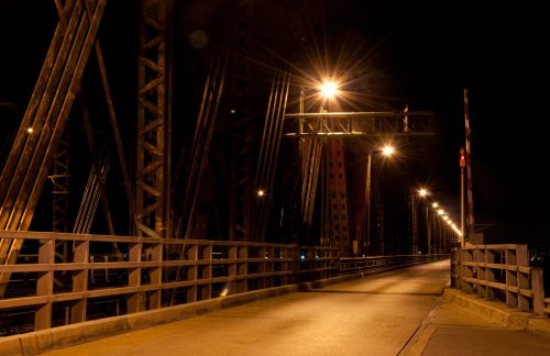 victoria bridge