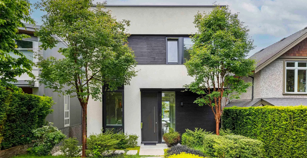 Modern Vancouver house sells for $1.5 million over the assessed value (PHOTOS)