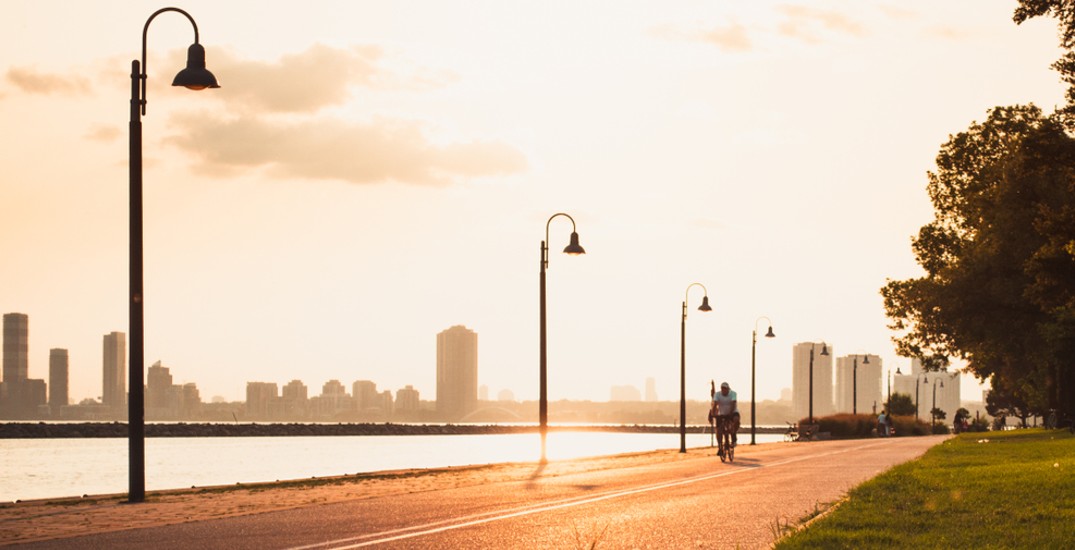 It's a cruel summer: Two-day heat warning in effect for Toronto