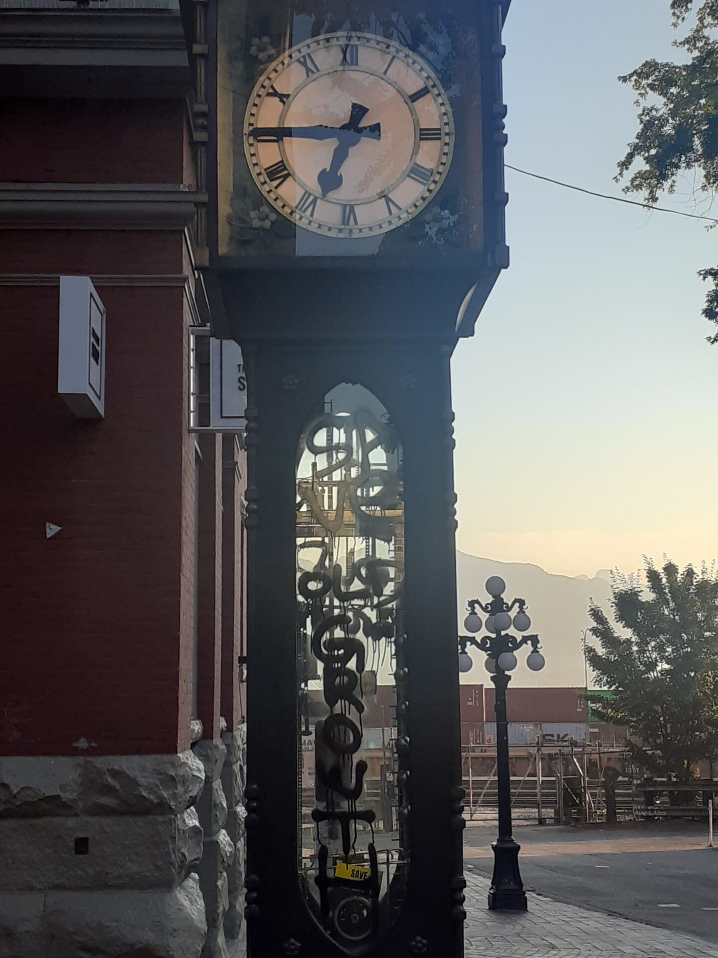 Save Old Growth - Gastown Steam Clock Painted - July 28 (21)