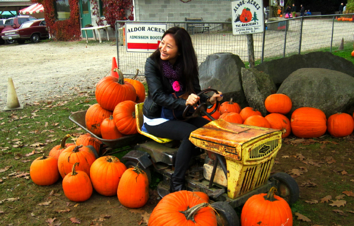 A fellow blogger posing on the tractor.