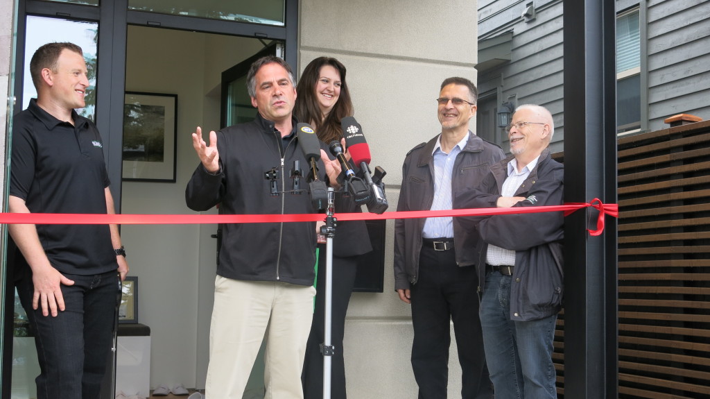 Image: City of North Vancouver Mayor Darrell Mussatto is proud to witness the completion of the home dubbed one of Canada’s greenest homes. 