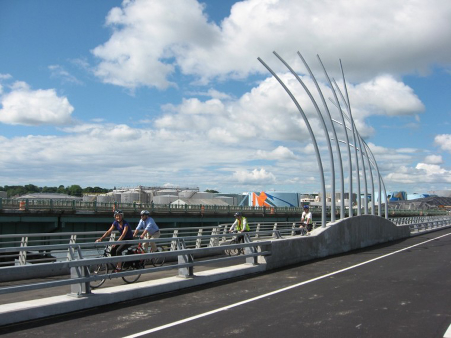 Image: City of Portland Veterans Memorial Bridge