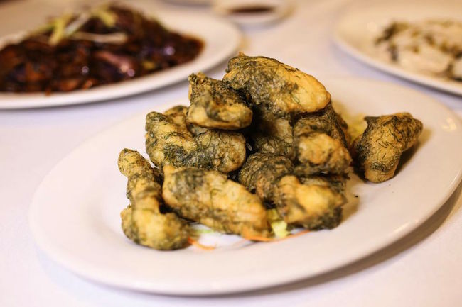 Deep fried yellow croaker fish with seaweed (Photo courtesy Chinese Restaurant Awards)