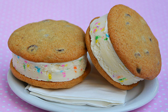 sweetbakeshop_icecreamsandwich_VanCityBuzz