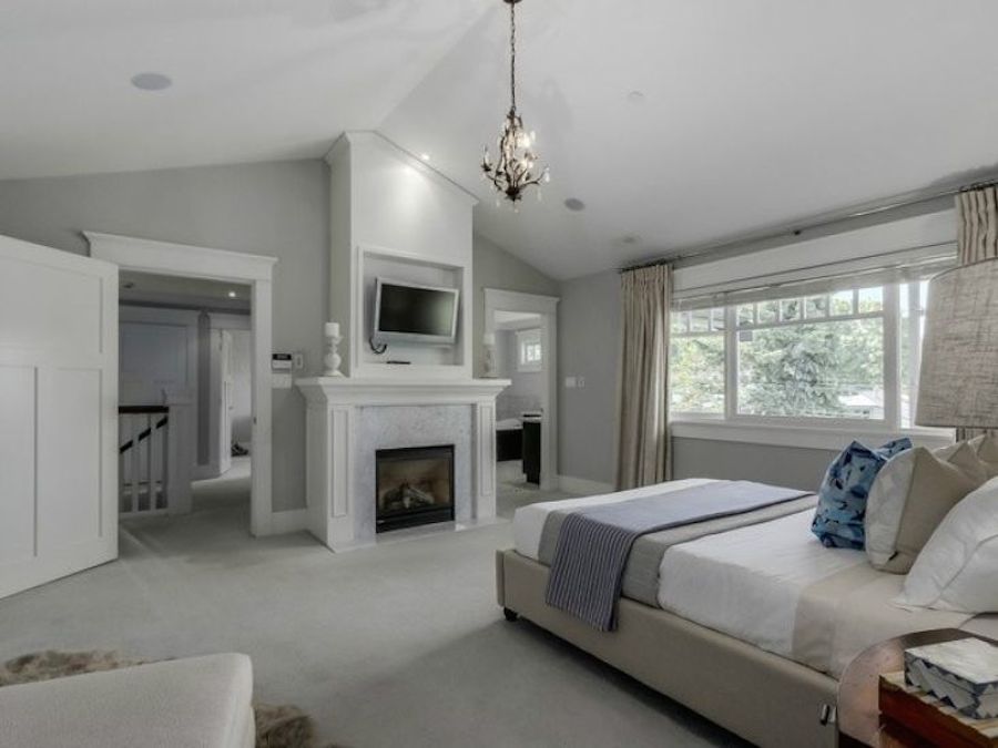 Image: Matt Pozer / Century 21