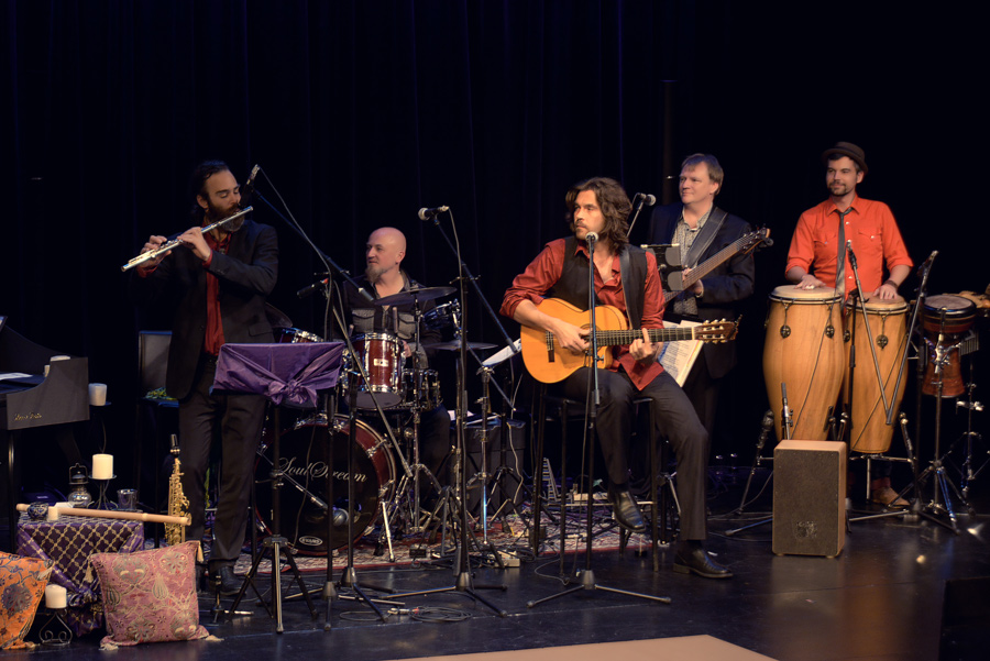 VFMF2015_Ivan_Tucakov_and_Tambura_Rasa_03_LR