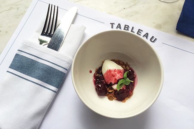 fruit_and_yoghurt_Tableau_brunch