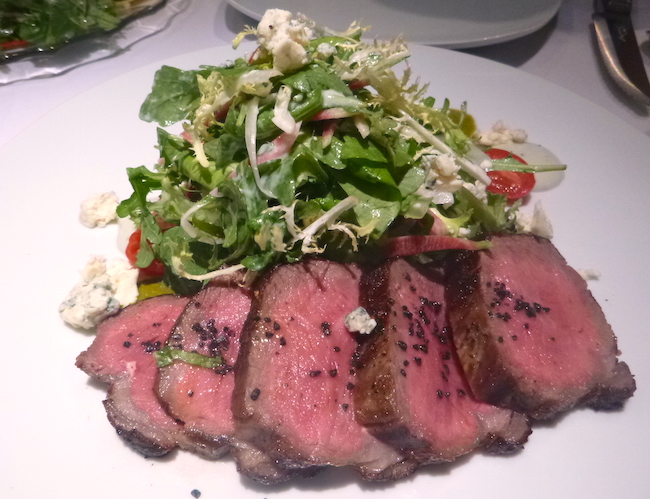 Chimichurri Steak Salad (Lindsay William-Ross/Vancity Buzz)