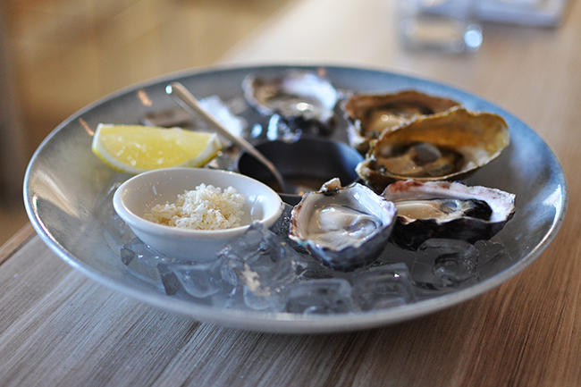 West Coast Oysters (Jess Fleming / Vancity Buzz)