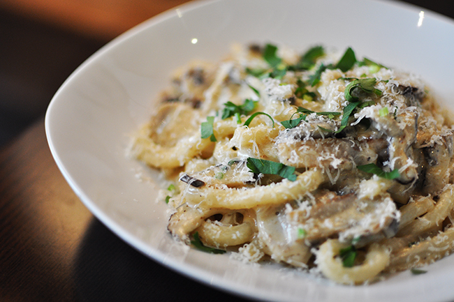 Udon Alfredo (Jess Fleming / Vancity Buzz)