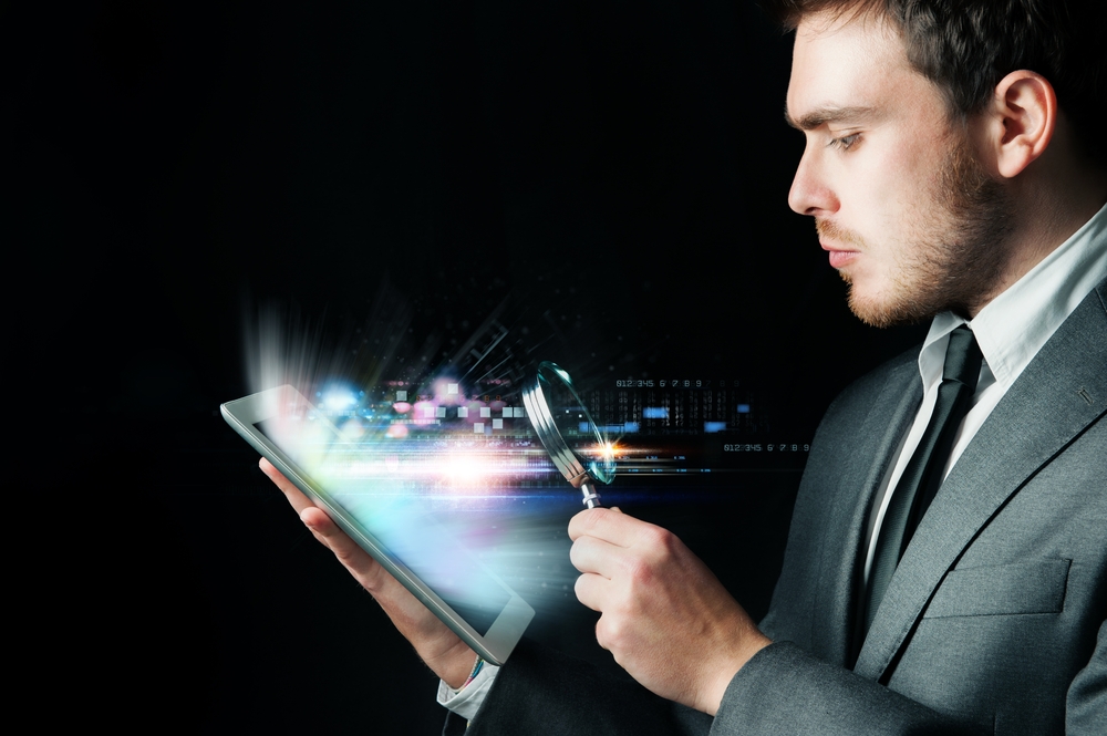 Background check / Shutterstock