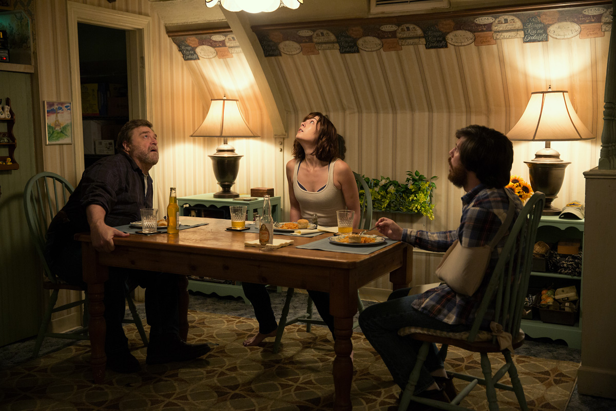 10 Cloverfield Lane Movie Review by Dan Nicholls - Vancity Buzz